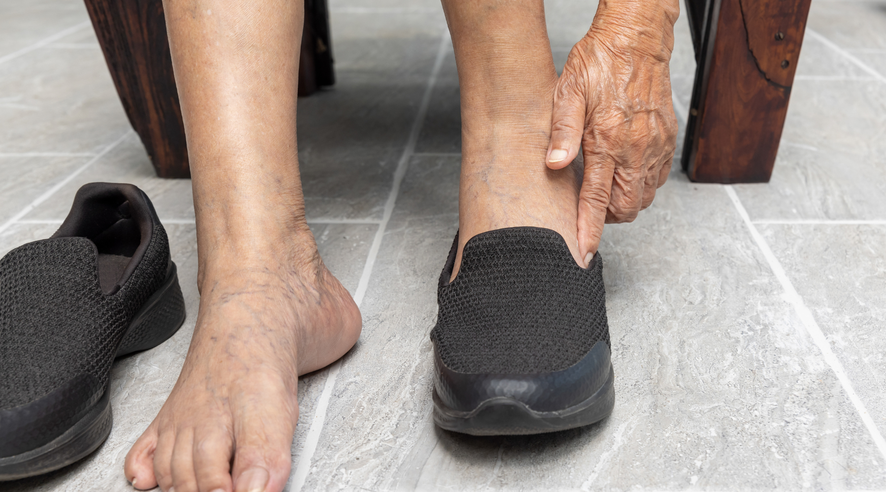 Men s Diabetic Shoes for Swollen Feet A Comprehensive Guide to